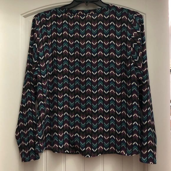 Candie’s Blue/Purple Chevron Top - Picture 4 of 4